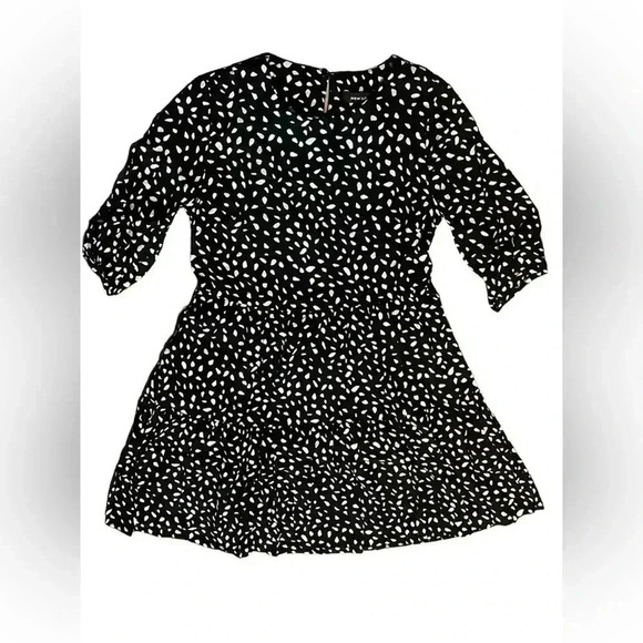 New Look. Black Spot Print Tiered Mini Smock Dress. Size US 2. NWT - Picture 10 of 11
